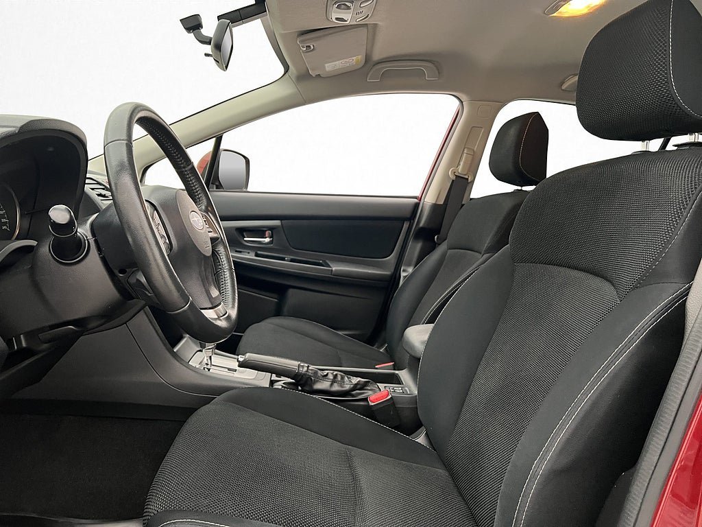 Vehicle Image 12
