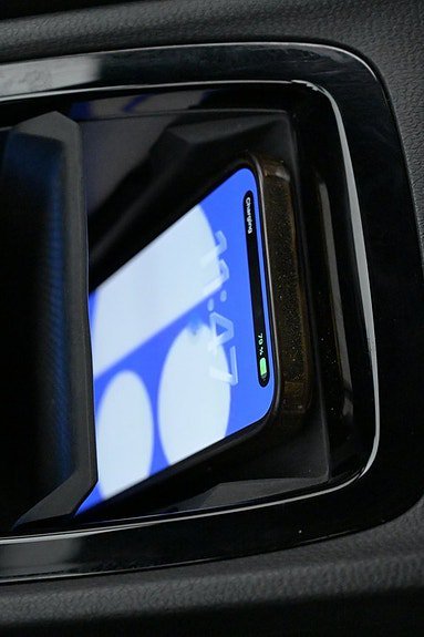 Vehicle Image 22