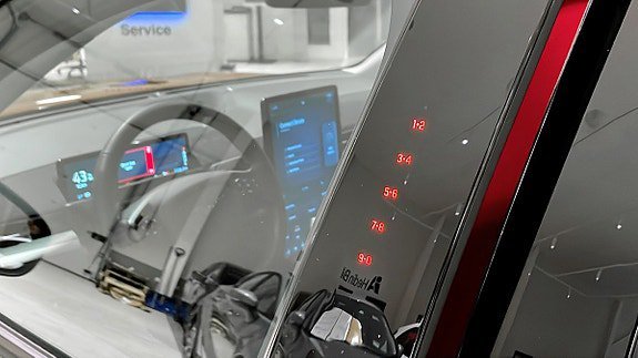Vehicle Image 10