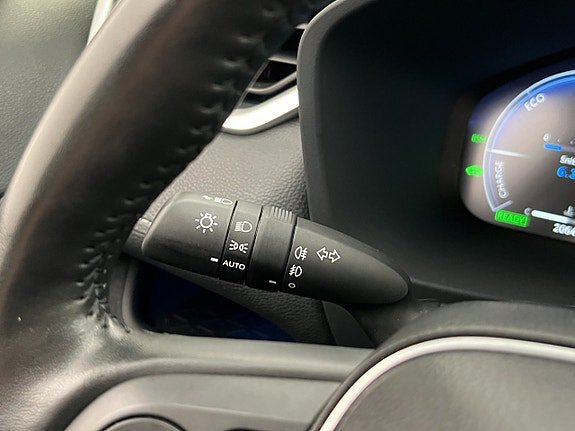 Vehicle Image 32