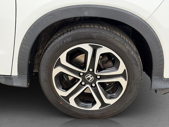 Vehicle Image 31