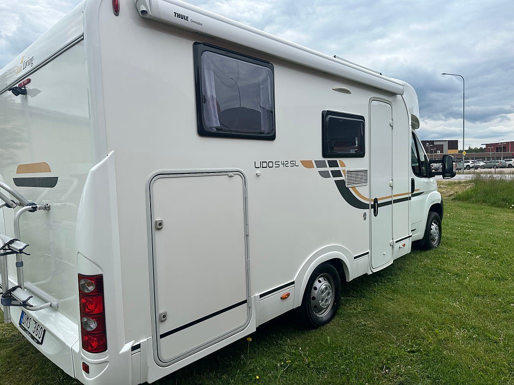Vehicle Image 37