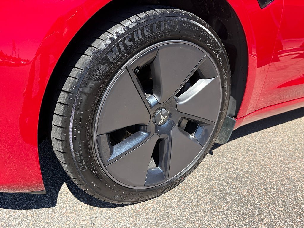 Vehicle Image 19