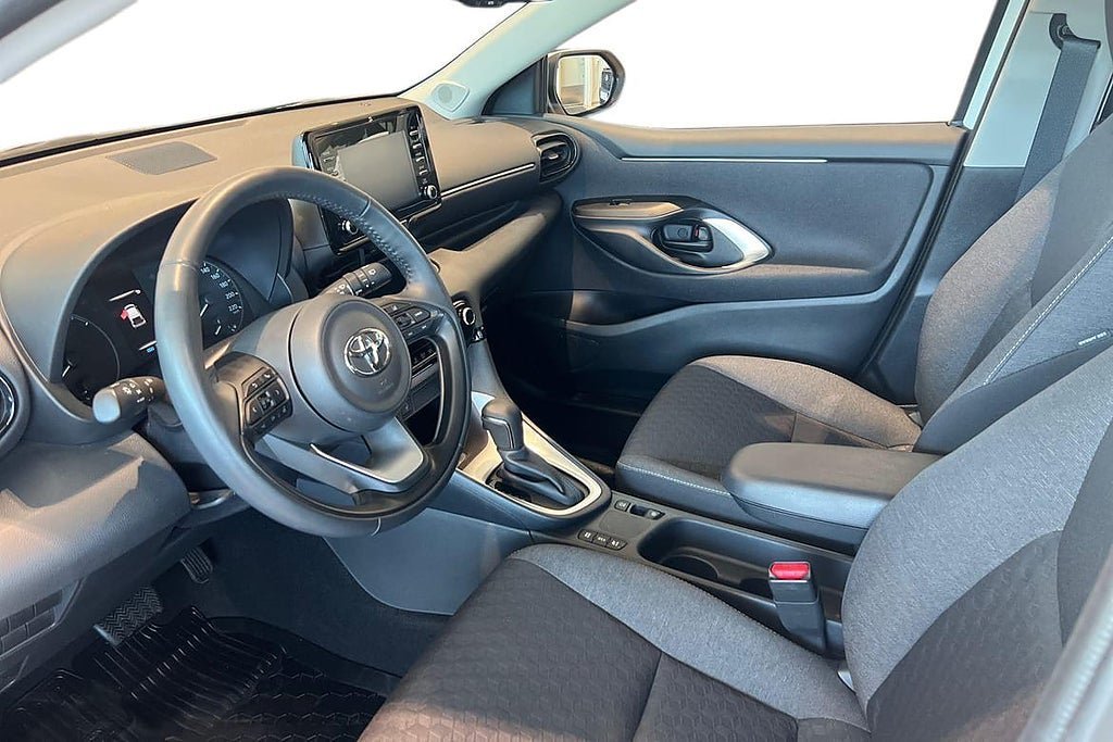 Vehicle Image 14