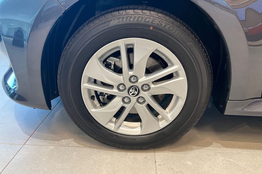 Vehicle Image 17