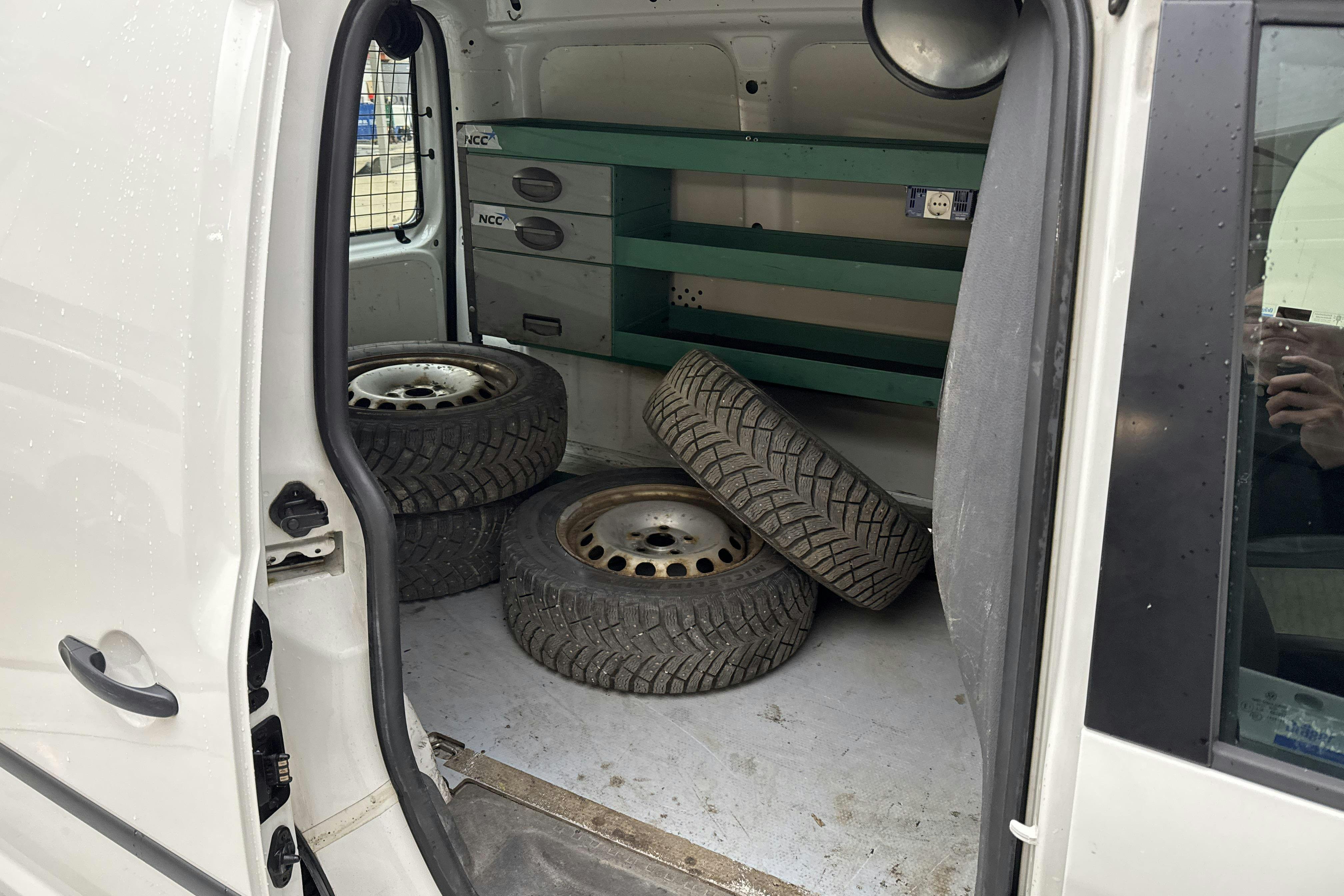 Vehicle Image 7