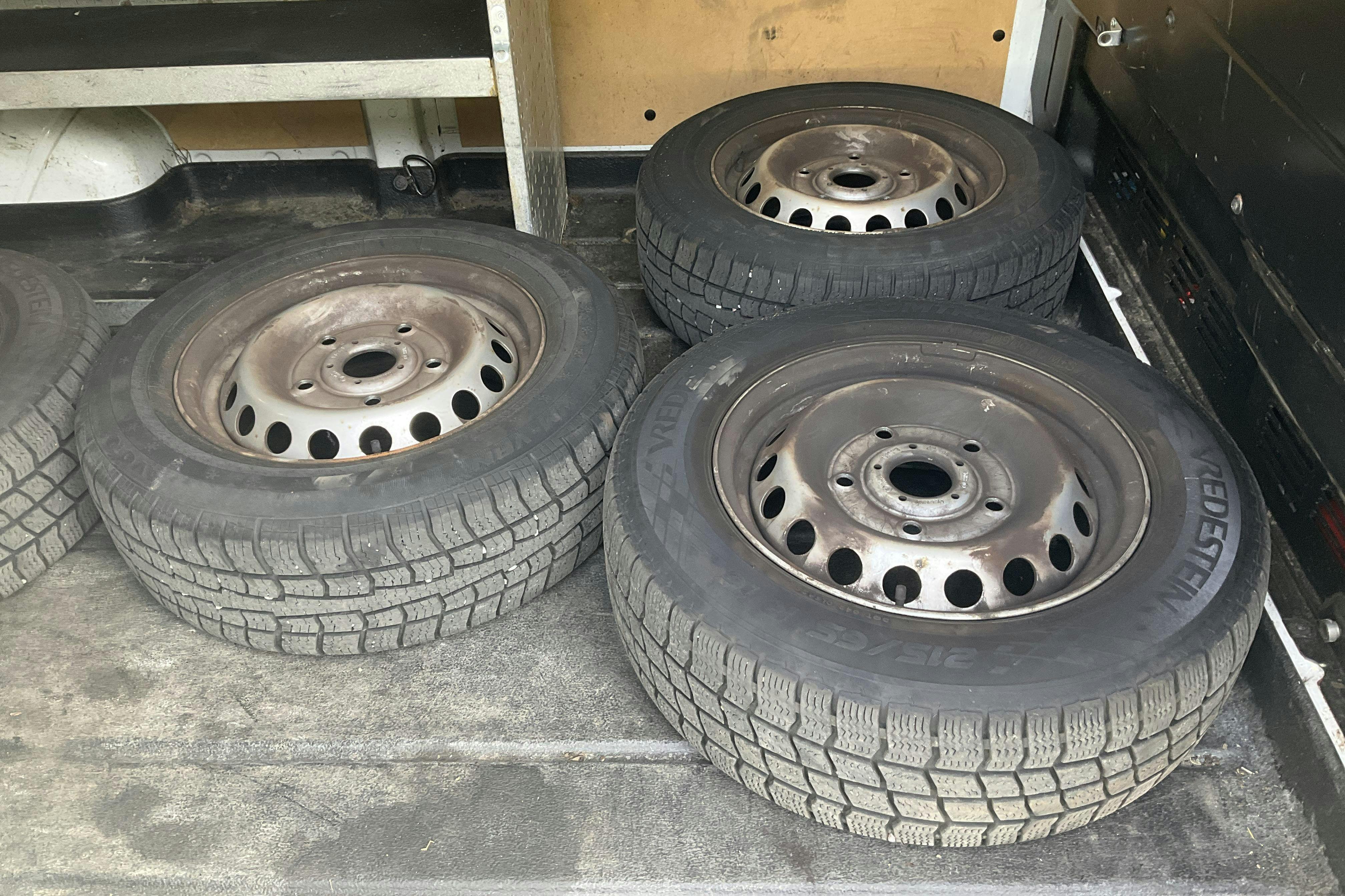 Vehicle Image 11