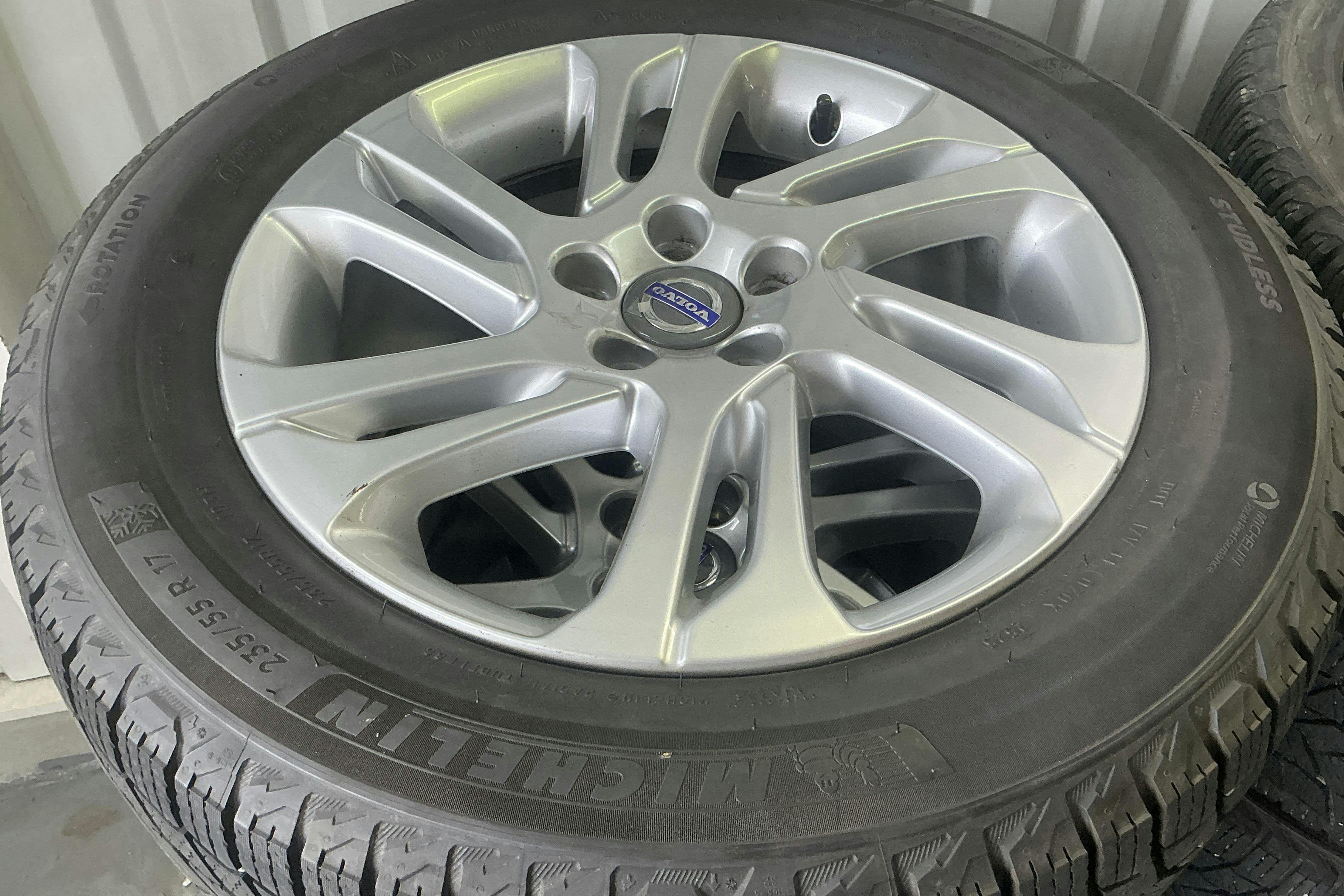 Vehicle Image 19