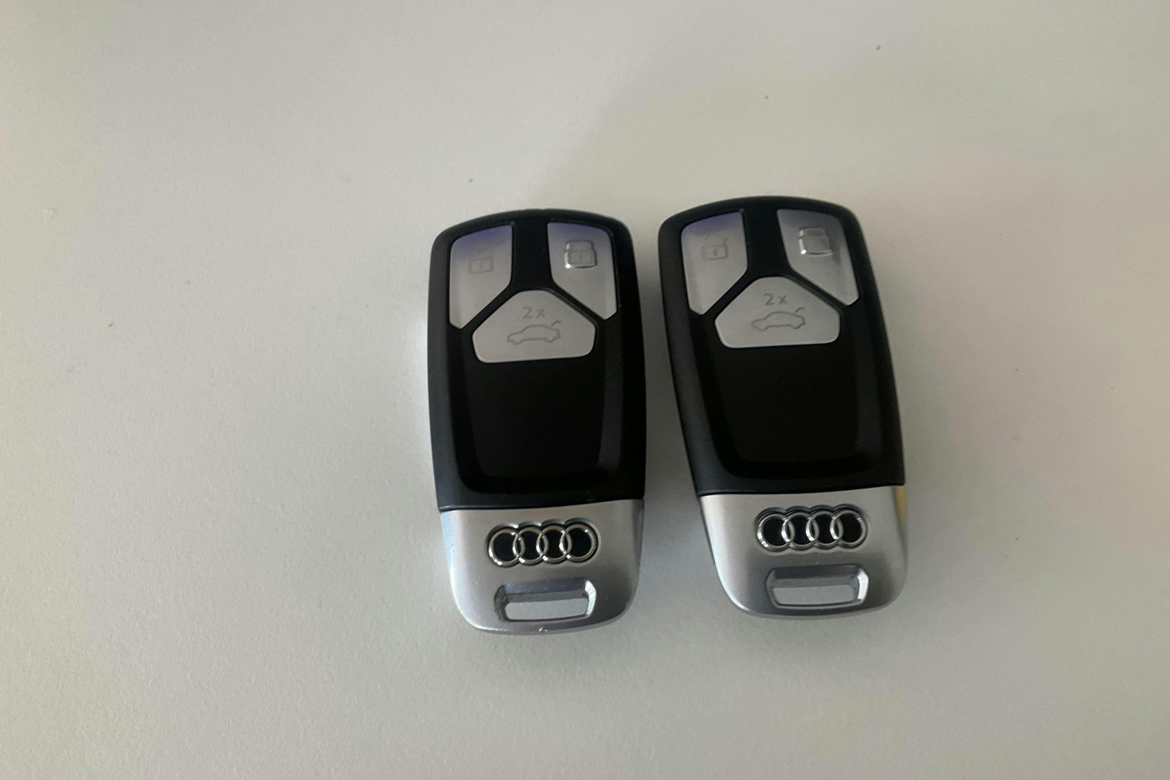 Vehicle Image 18