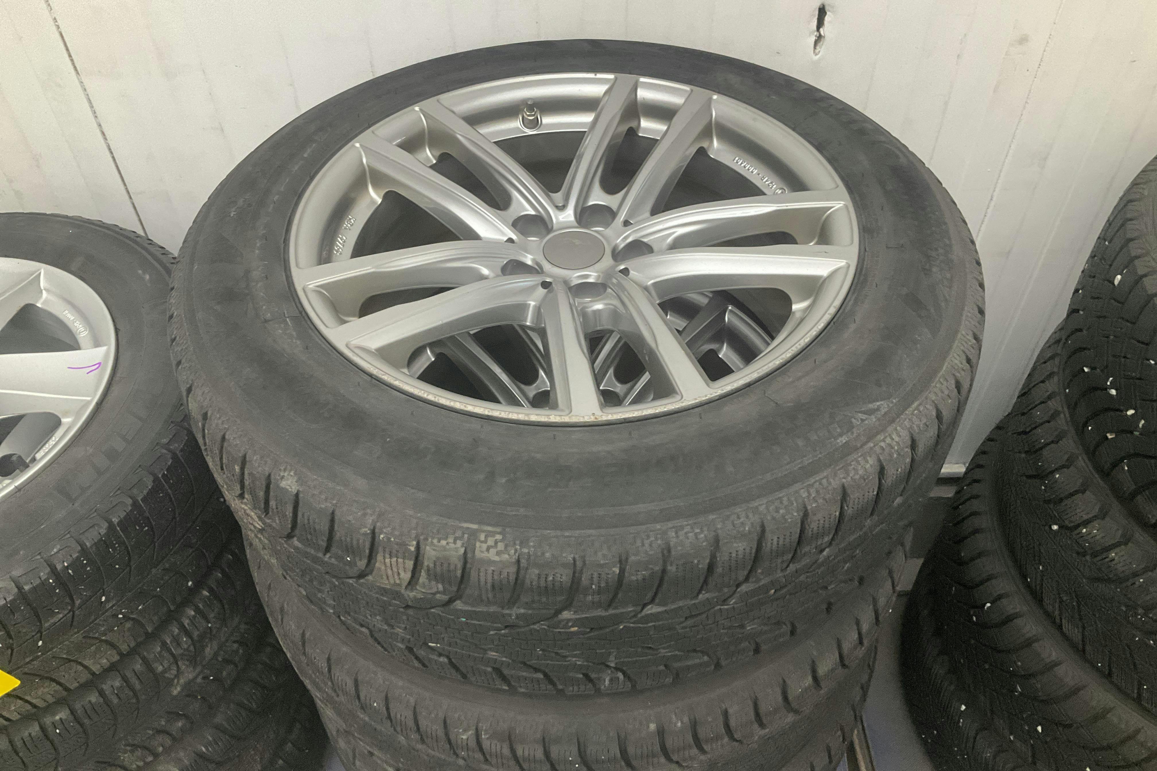 Vehicle Image 20