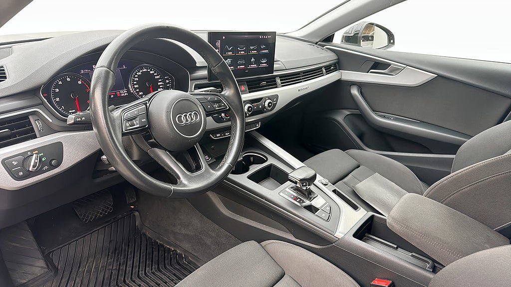 Vehicle Image 7