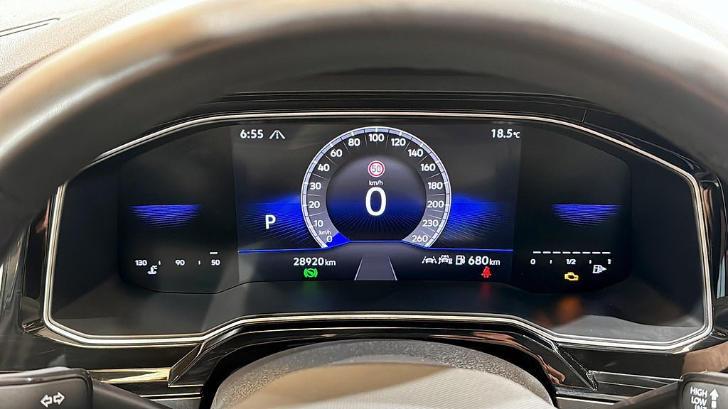 Vehicle Image 18