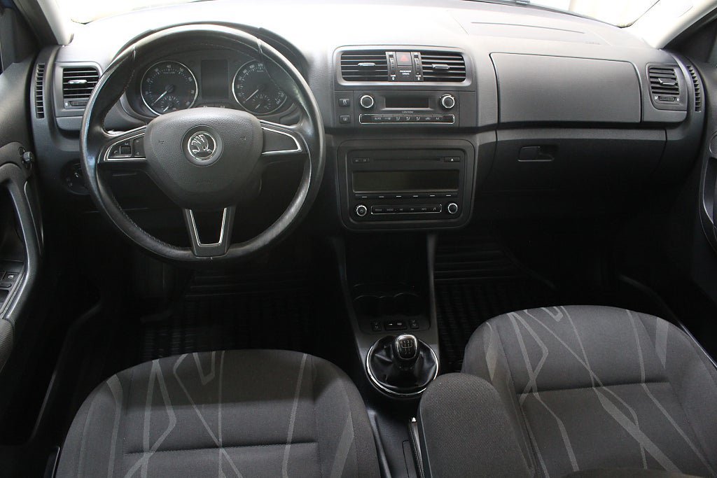 Vehicle Image 11