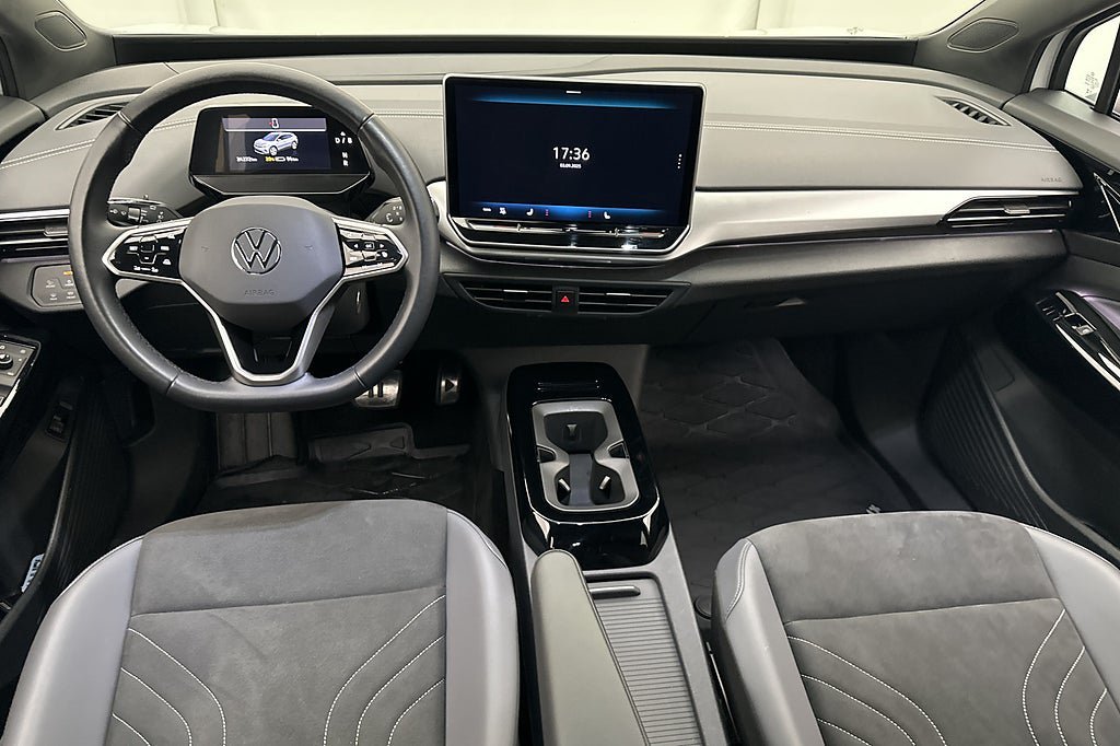 Vehicle Image 17