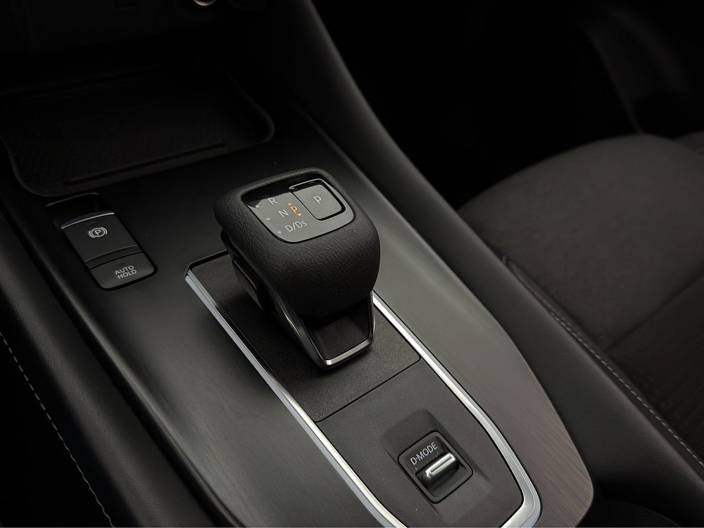Vehicle Image 23