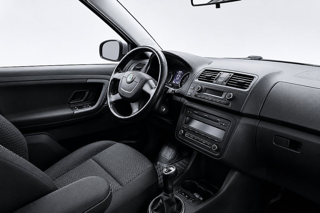 Vehicle Image 10