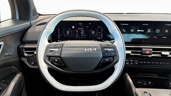 Vehicle Image 28