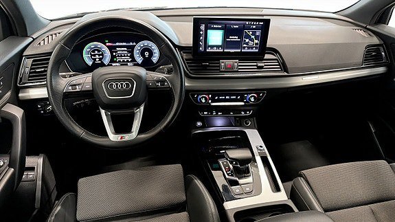 Vehicle Image 14