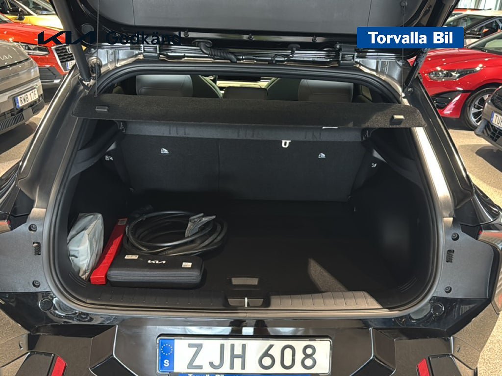 Vehicle Image 15