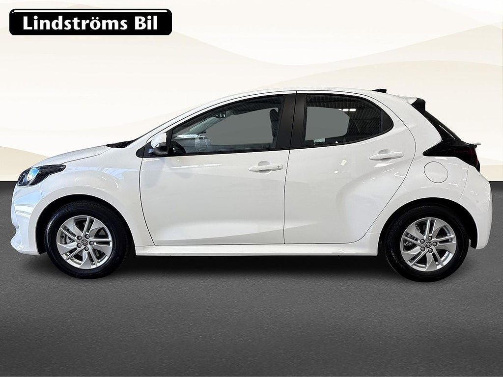 Vehicle Image 6
