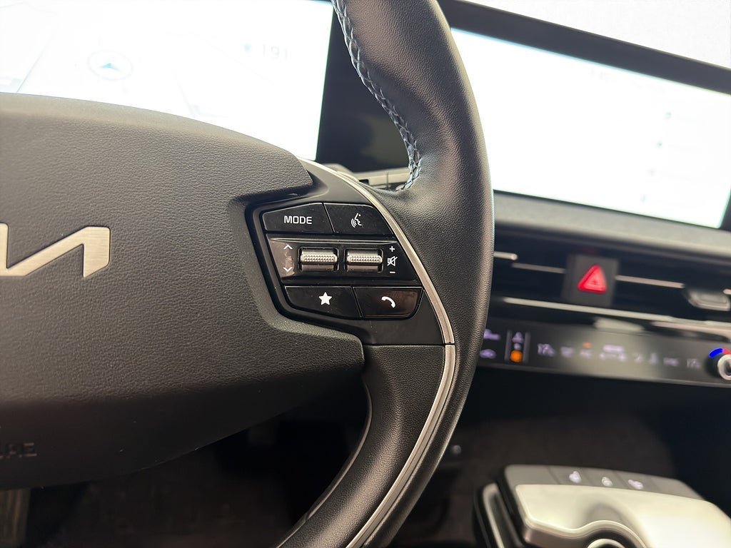 Vehicle Image 27
