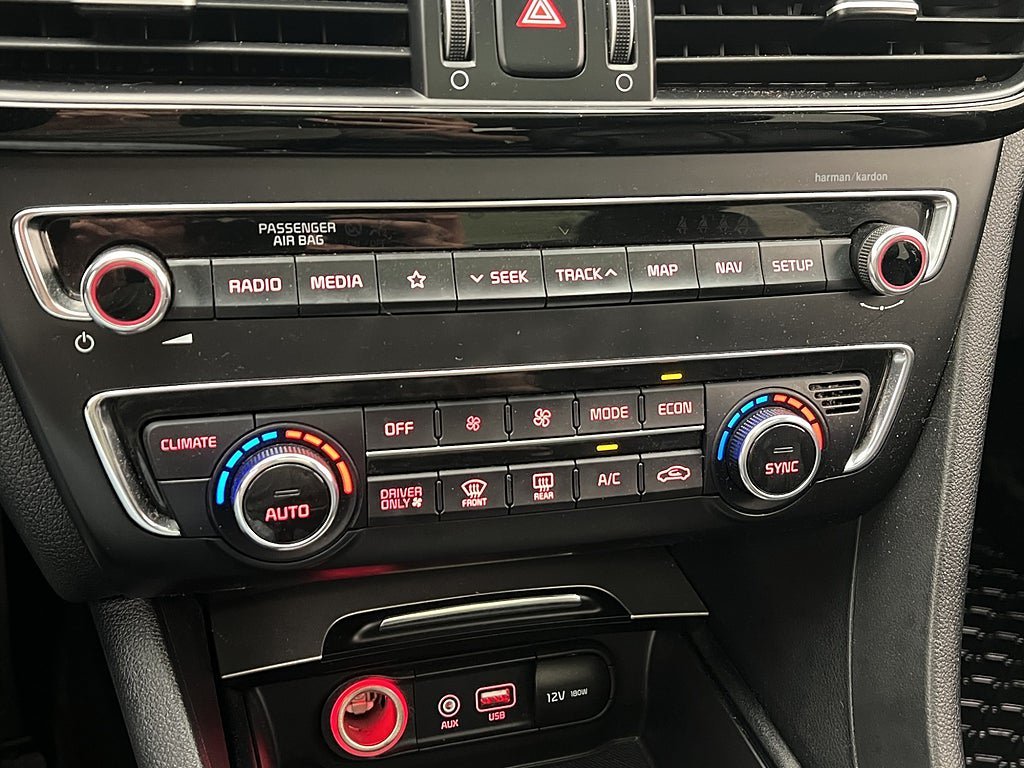 Vehicle Image 26