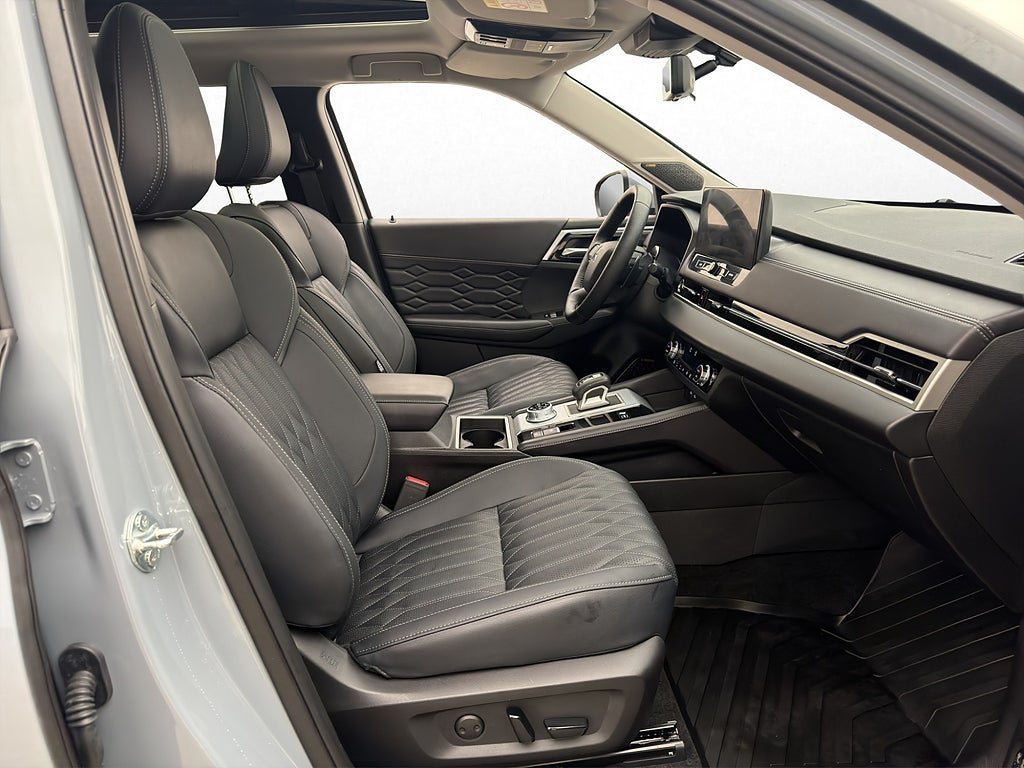 Vehicle Image 31