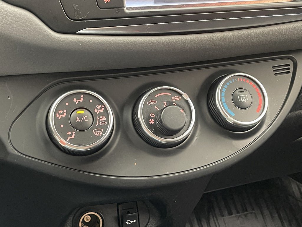 Vehicle Image 22