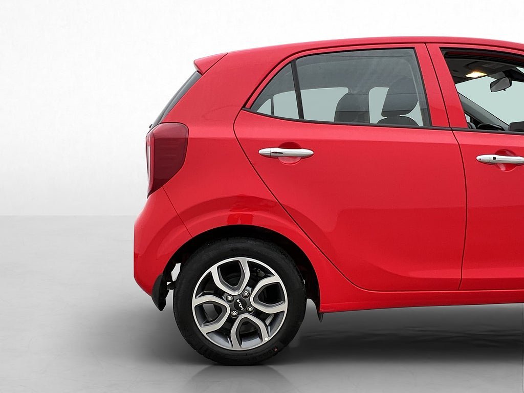 Vehicle Image 30