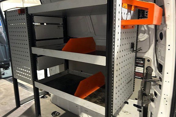 Vehicle Image 16