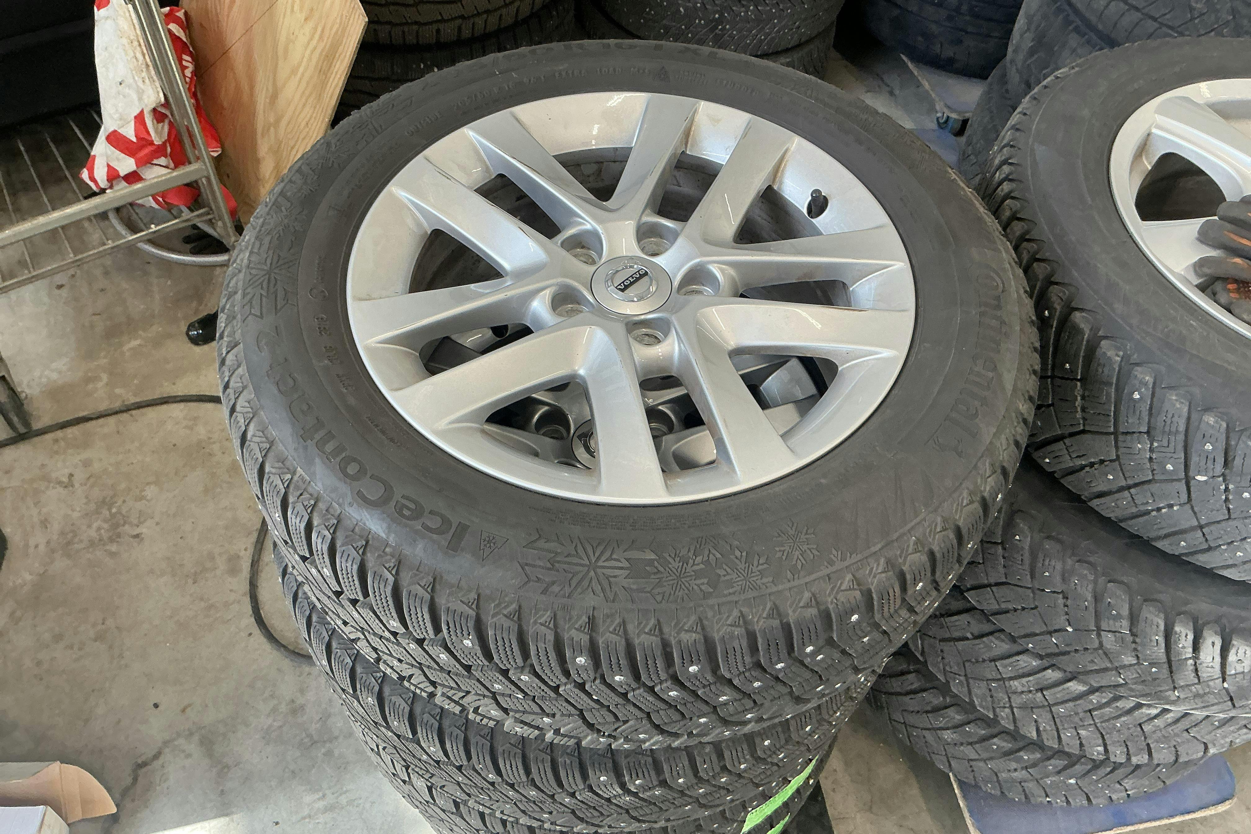 Vehicle Image 13