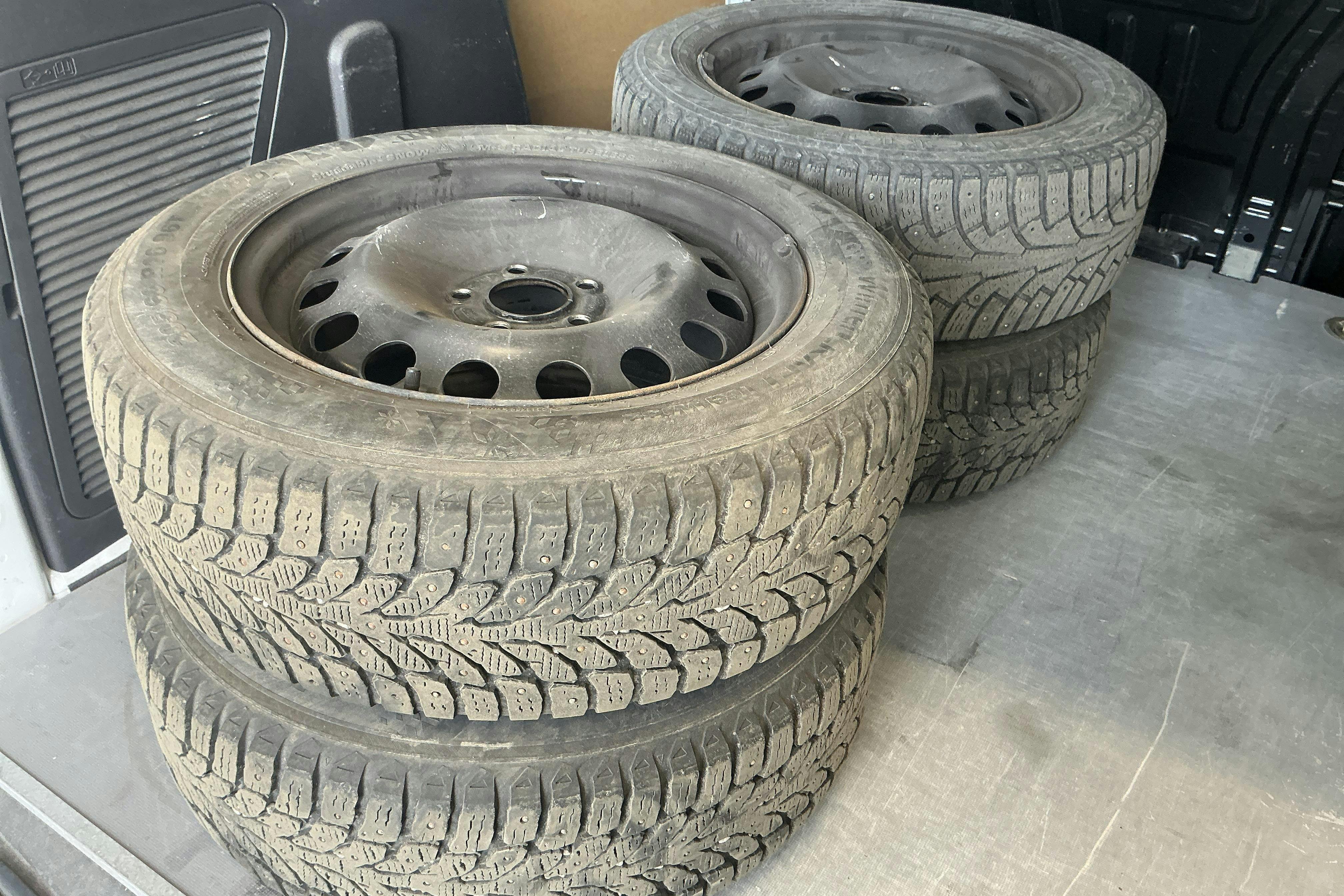 Vehicle Image 13