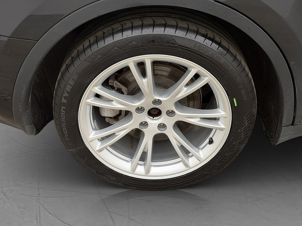 Vehicle Image 35