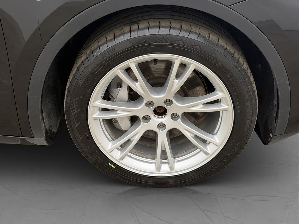Vehicle Image 36