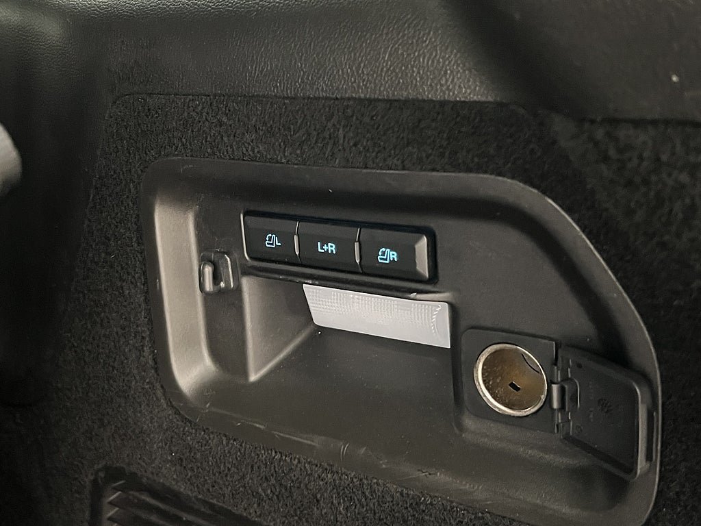 Vehicle Image 28