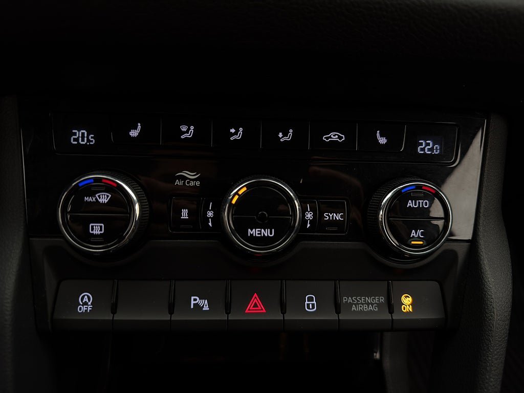 Vehicle Image 29