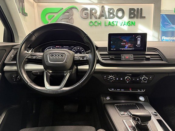 Vehicle Image 17