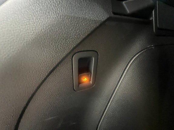 Vehicle Image 28