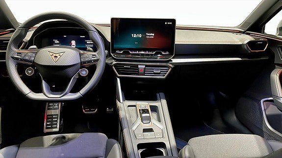 Vehicle Image 12