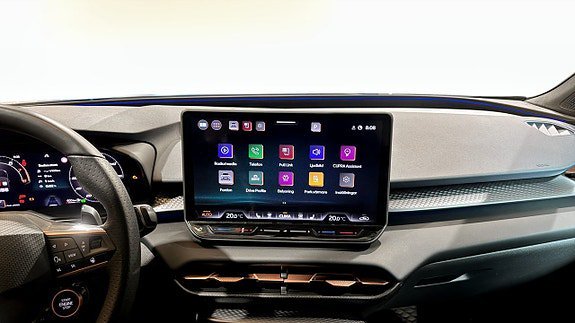 Vehicle Image 9