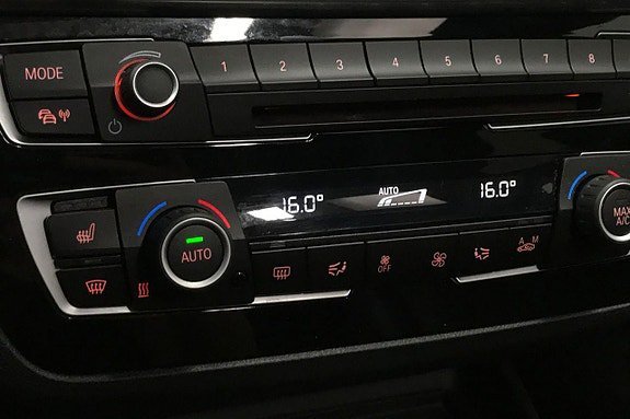 Vehicle Image 27