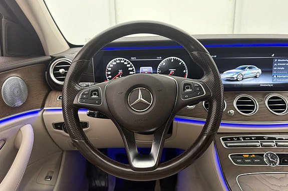 Vehicle Image 34