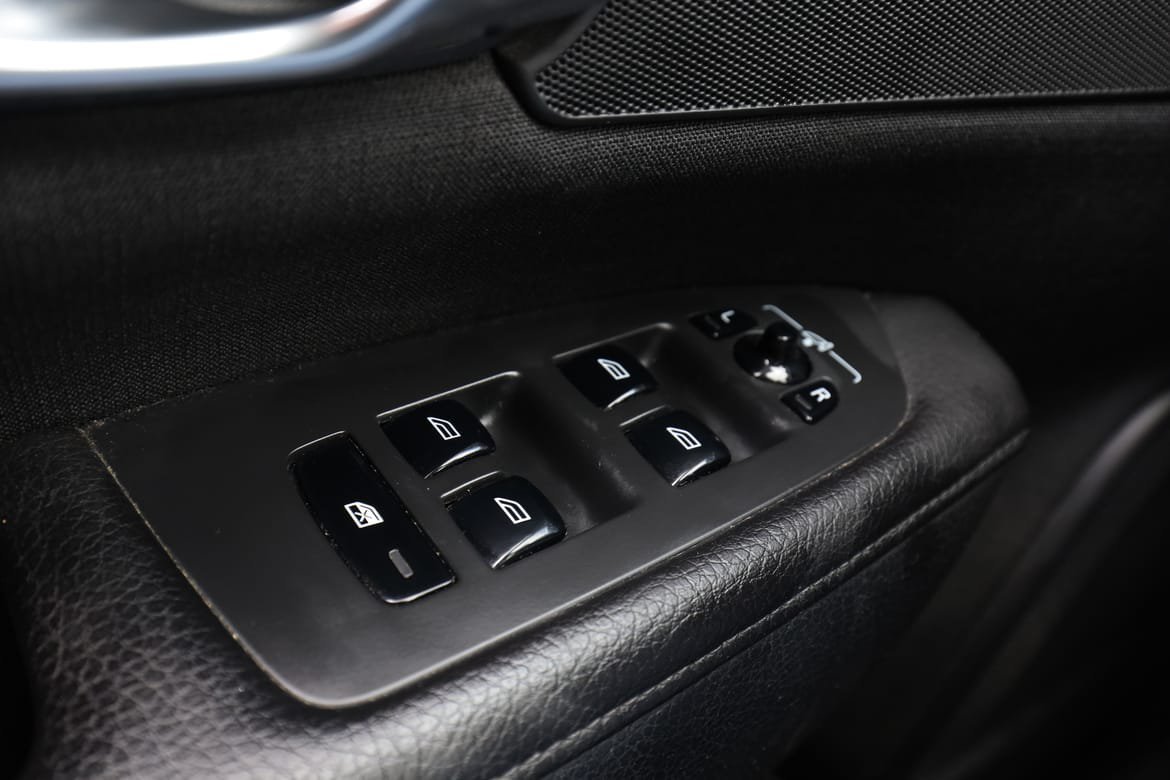 Vehicle Image 38