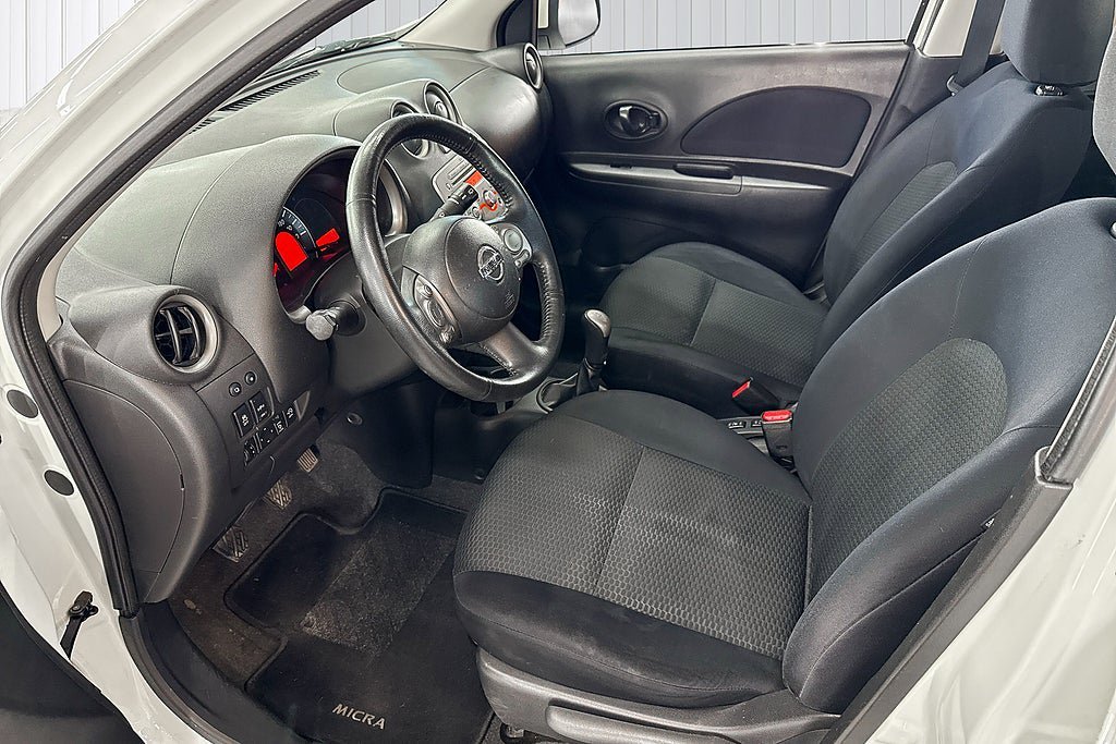 Vehicle Image 14