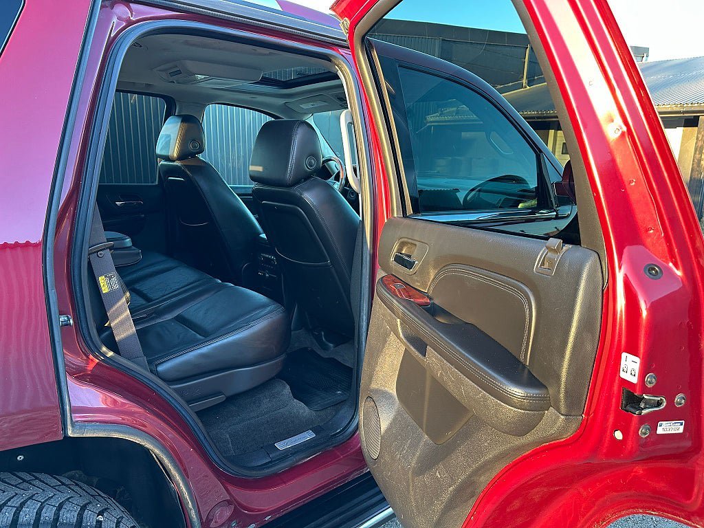 Vehicle Image 21