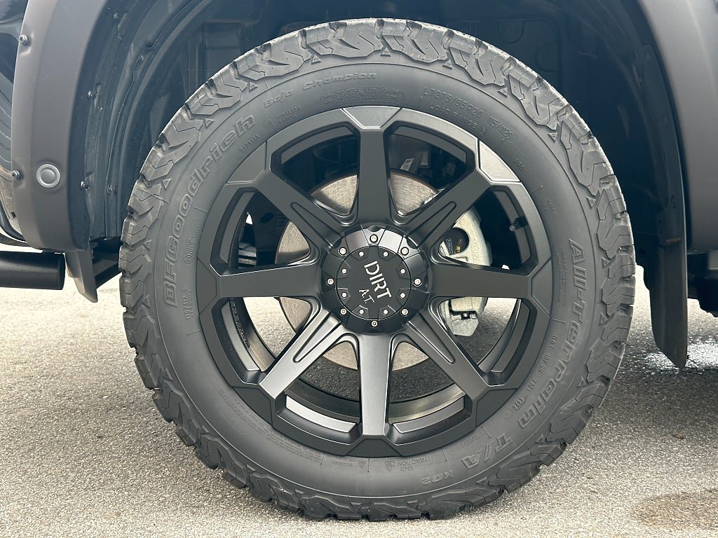 Vehicle Image 20