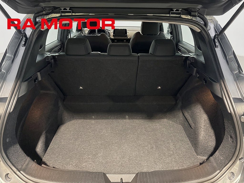 Vehicle Image 24