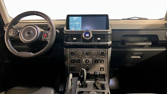 Vehicle Image 4