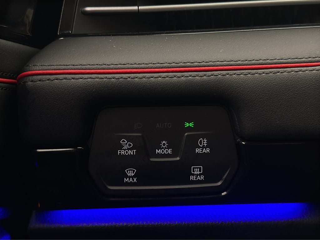 Vehicle Image 35