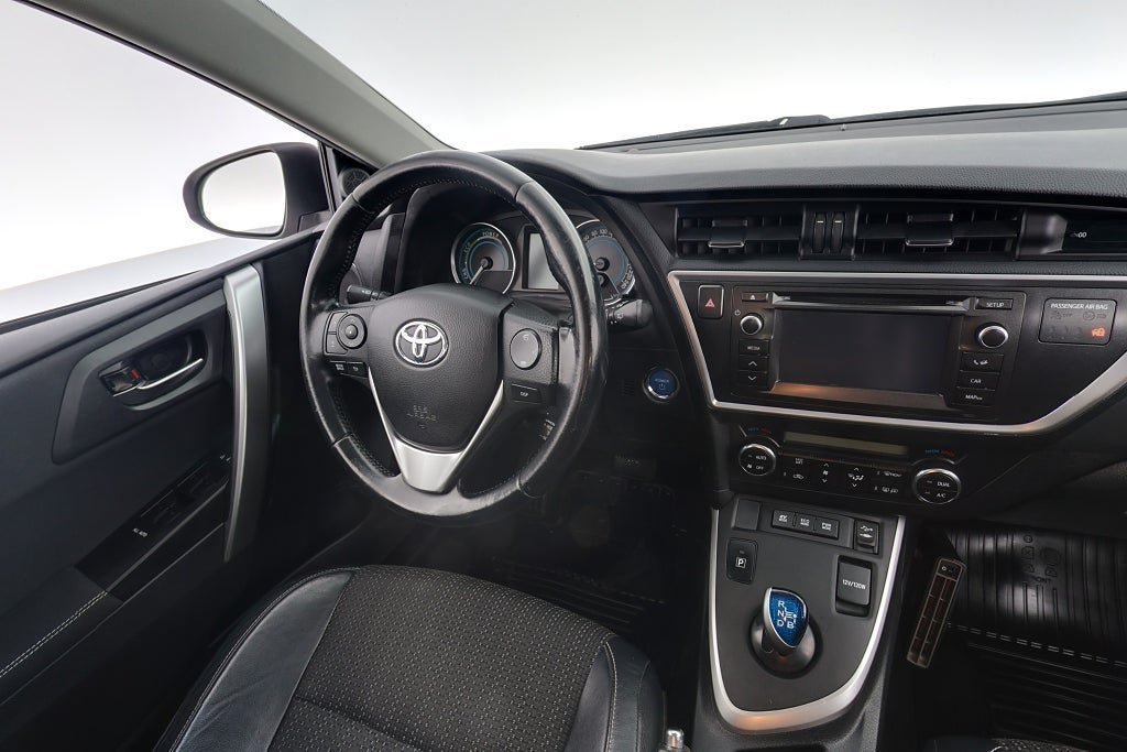 Vehicle Image 15